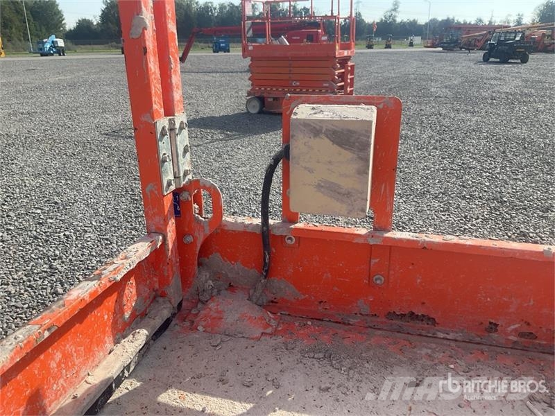 SkyJack SJ III 3226 Electric Scissor Lift Ollós emelők
