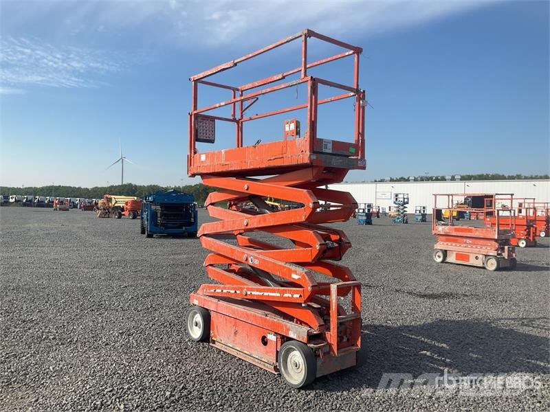 SkyJack SJ III 3226 Electric Scissor Lift Ollós emelők