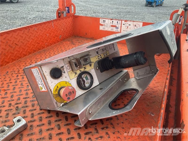 SkyJack SJ III 3226 Electric Scissor Lift (Inoperable) Scheren-Arbeitsbühnen