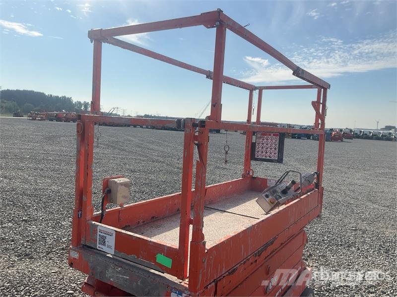 SkyJack SJ III 3226 Electric Scissor Lift Ollós emelők