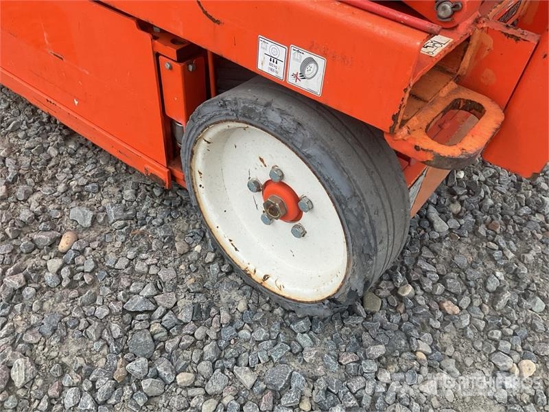 SkyJack SJ III 3226 Electric Scissor Lift (Inoperable) Scheren-Arbeitsbühnen