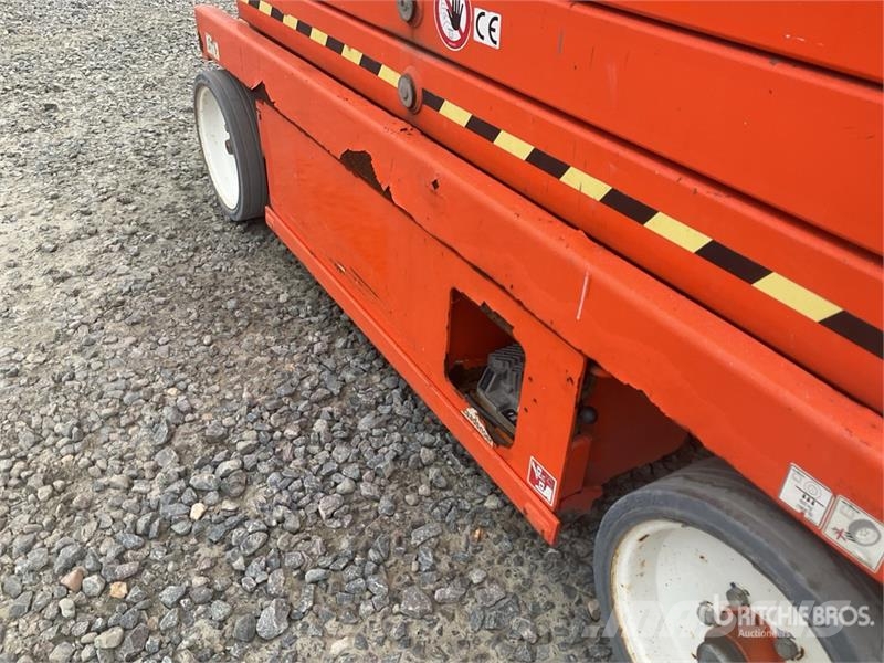 SkyJack SJ III 3226 Electric Scissor Lift (Inoperable) Škarjaste dvižne ploščadi