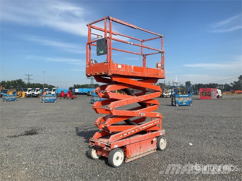 SkyJack SJ III 3226 Electric Scissor Lift Ollós emelők