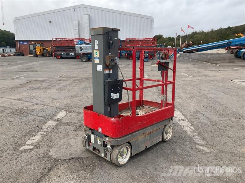 SkyJack SJ12 Vertikalna dvigala