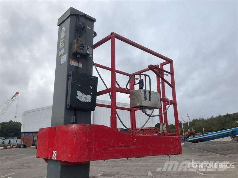 SkyJack SJ12 Vertikalna dvigala