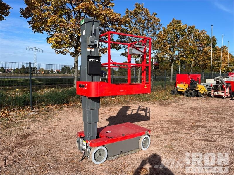 SkyJack SJ12 Vertikalna dvigala