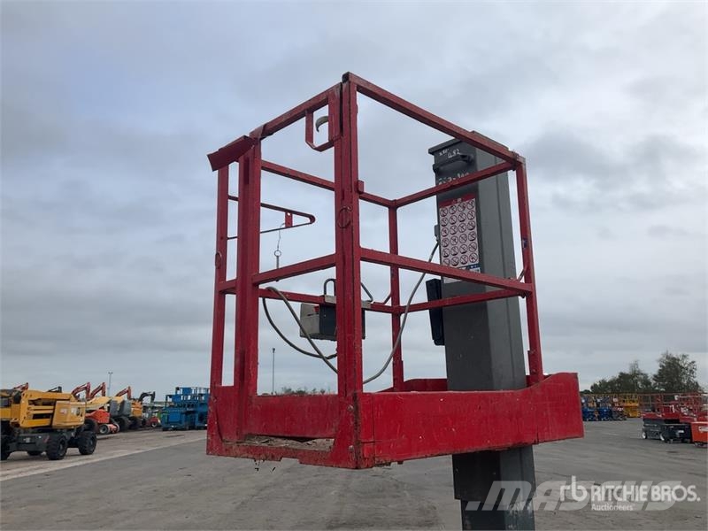 SkyJack SJ12 Vertikalna dvigala