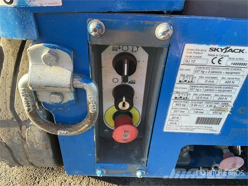 SkyJack SJ12 Used Personnel lifts and access elevators