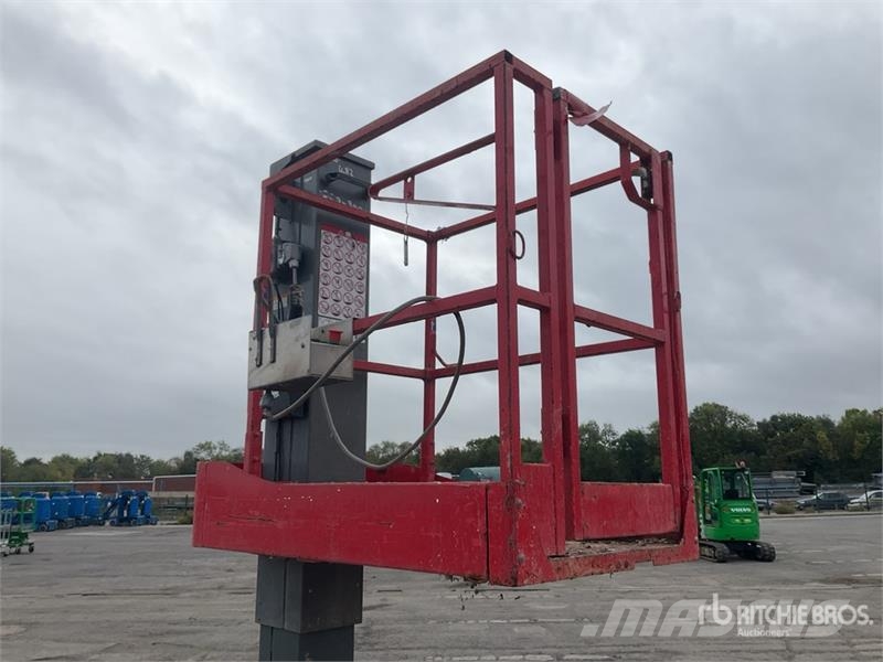 SkyJack SJ12 Vertikalna dvigala
