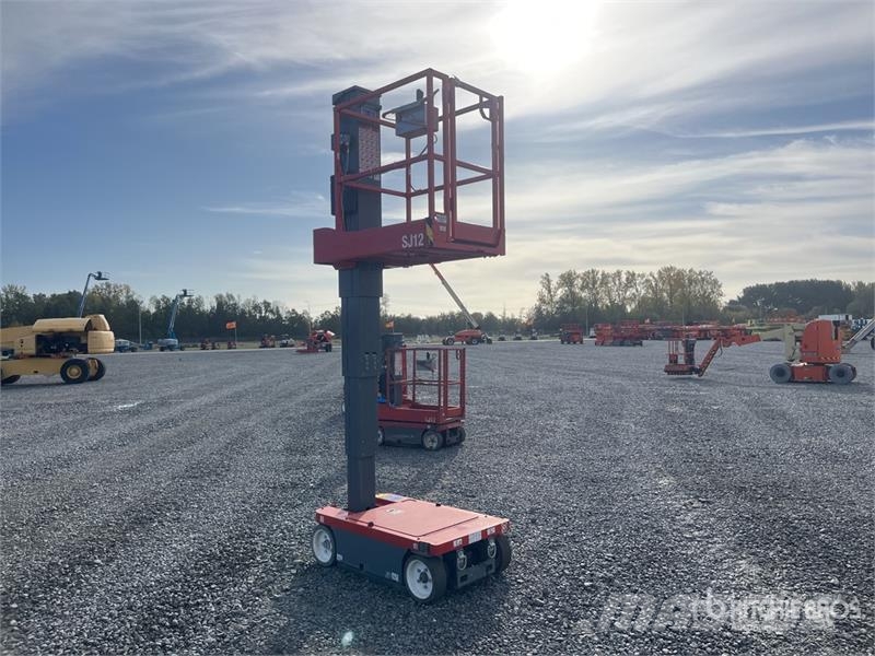 SkyJack SJ12 Vertical Mast Lift رافعات السارية الرأسية