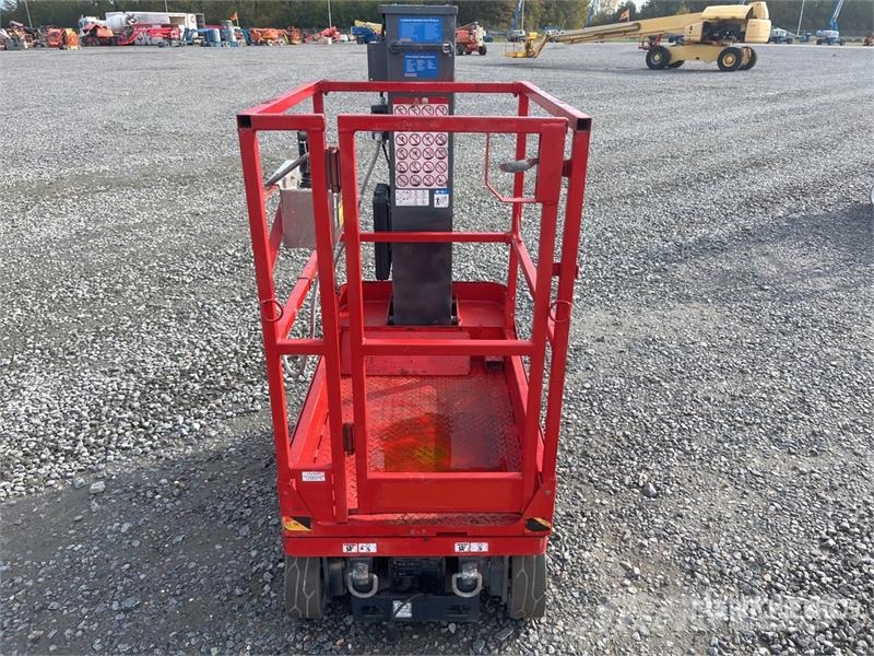 SkyJack SJ12 Vertical Mast Lift رافعات السارية الرأسية