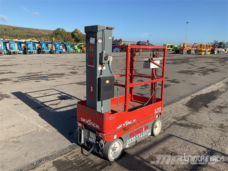 SkyJack SJ12 Vertical Mast Lift Used Personnel lifts and access elevators