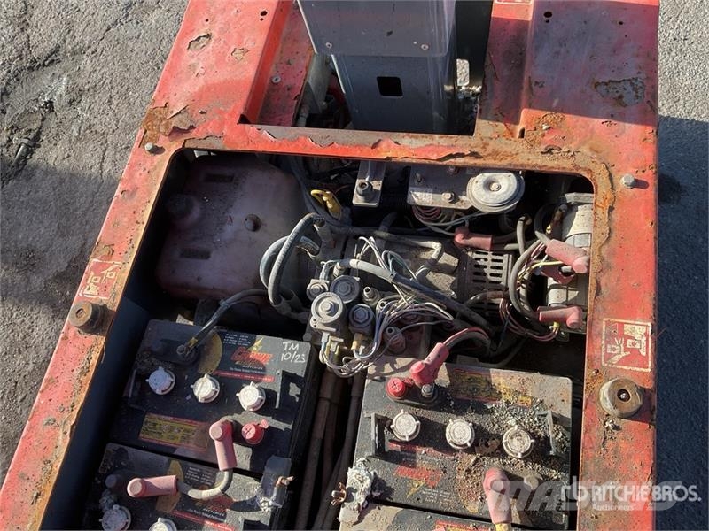 SkyJack SJ12 Vertical Mast Lift Used Personnel lifts and access elevators
