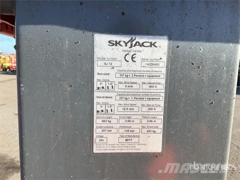 SkyJack SJ12 Vertical Mast Lift Used Personnel lifts and access elevators