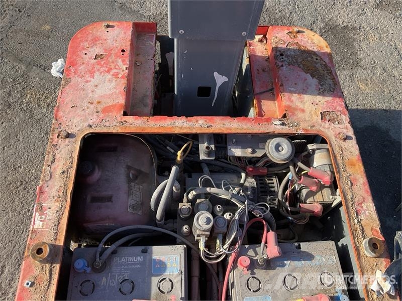 SkyJack SJ12 Vertical Mast Lift Used Personnel lifts and access elevators