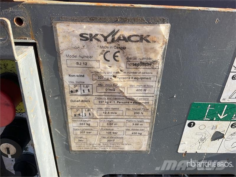 SkyJack SJ12 Vertical Mast Lift Used Personnel lifts and access elevators