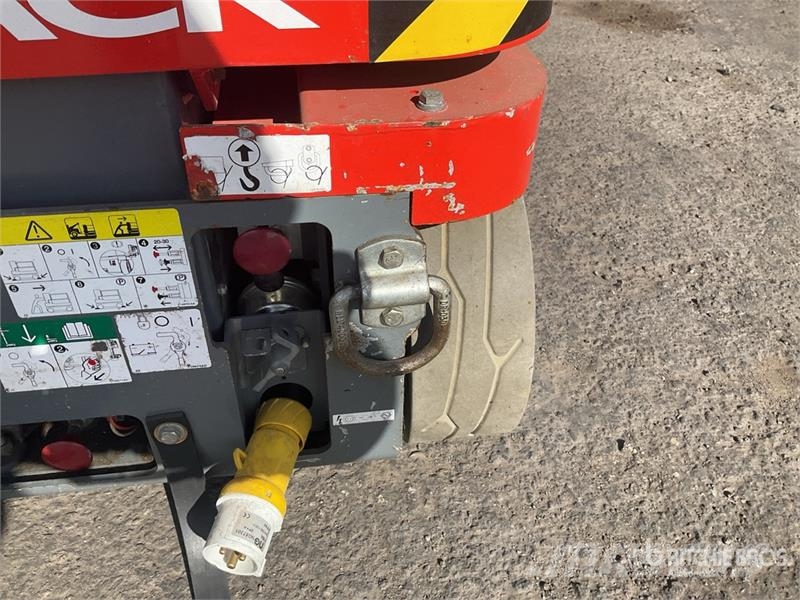 SkyJack SJ16 Vertikalne radne podizne platforme