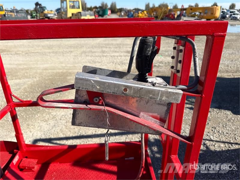 SkyJack SJ16 Vertikalne radne podizne platforme