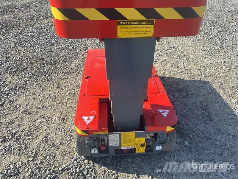 SkyJack SJ16 Vertikalna dvigala