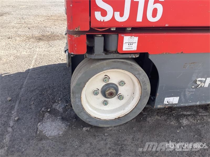 SkyJack SJ16 Vertikalne radne podizne platforme