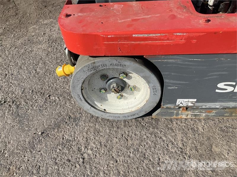 SkyJack SJ16 Vertikalne radne podizne platforme