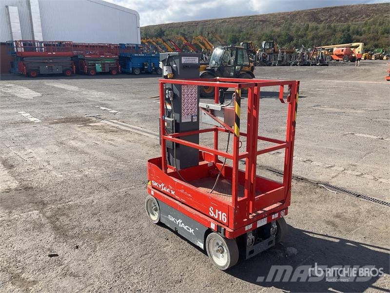 SkyJack SJ16 Vertikalne radne podizne platforme