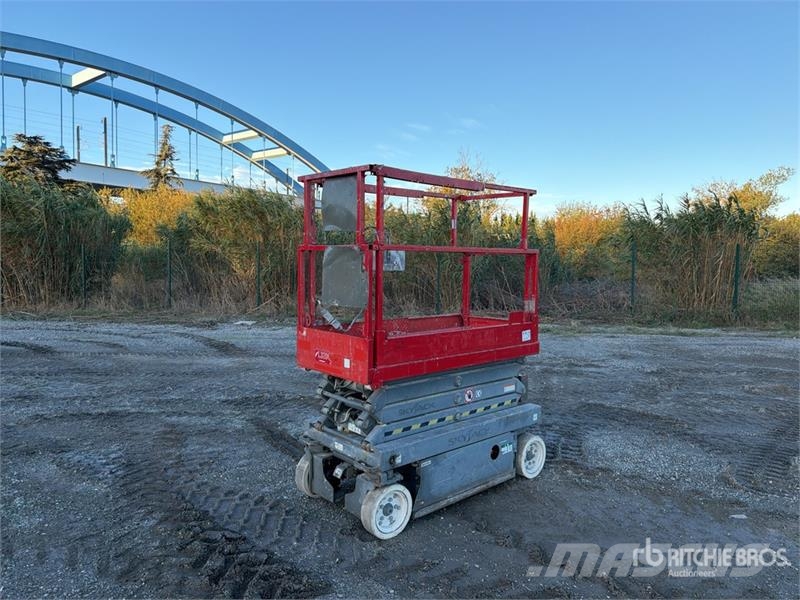 SkyJack SJ3-3219 Plateforme Electrique Scissor Lift Scheren-Arbeitsbühnen