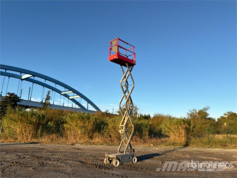 SkyJack SJ3-3219 Plateforme Electrique Scissor Lift Scheren-Arbeitsbühnen