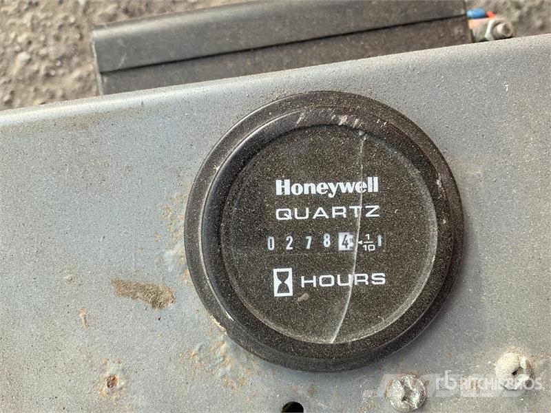 SkyJack SJ3226 Nůžková zvedací plošina