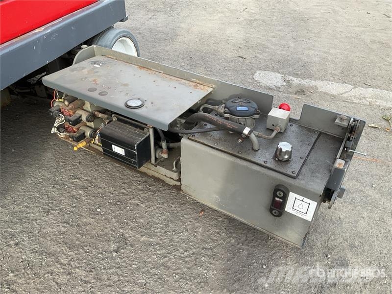 SkyJack SJ3226 Nůžková zvedací plošina