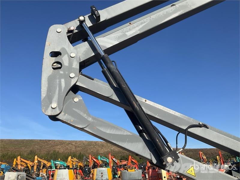 SkyJack SJ46AJ Strēles pacēlāji