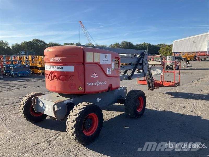 SkyJack SJ46AJ Strēles pacēlāji
