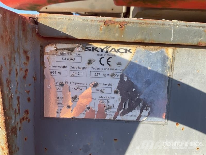 SkyJack SJ46AJ Strēles pacēlāji