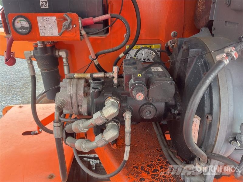 SkyJack SJ46AJ 4WD Diesel Articulating Boom Lift Kuukulkijat