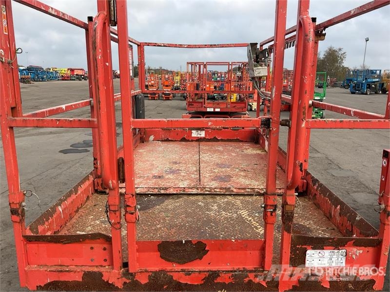 SkyJack SJ6826 RT Škaraste platforme