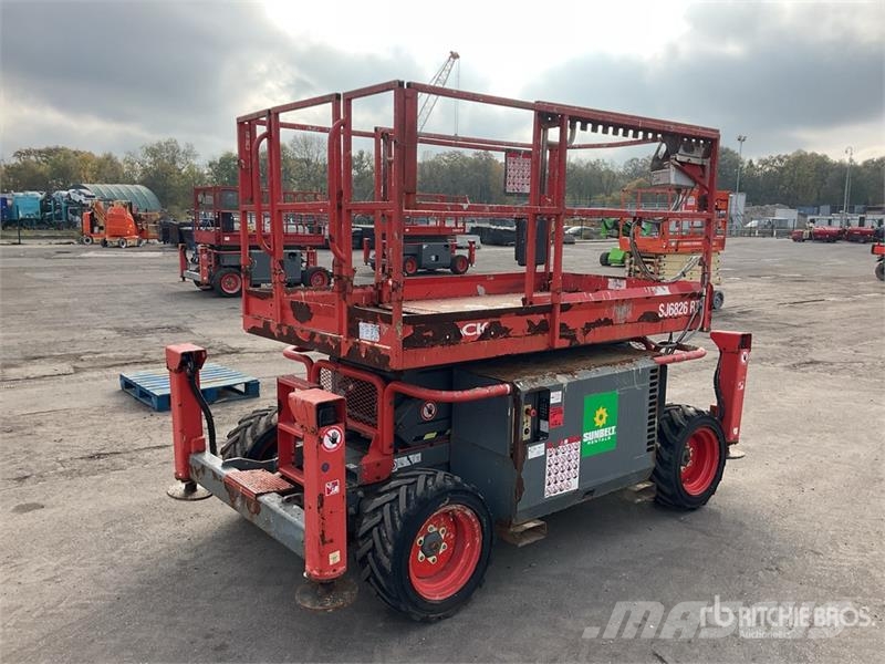SkyJack SJ6826 RT Škaraste platforme