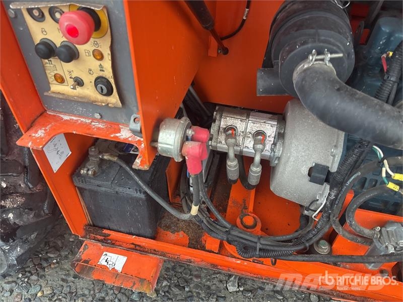 SkyJack SJ6832 Škarjaste dvižne ploščadi