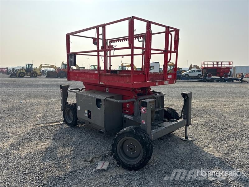 SkyJack SJ6832 RT Elevadores de tesoura