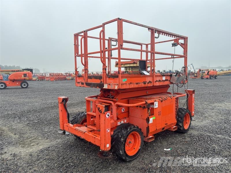 SkyJack SJ6832 RT Ollós emelők
