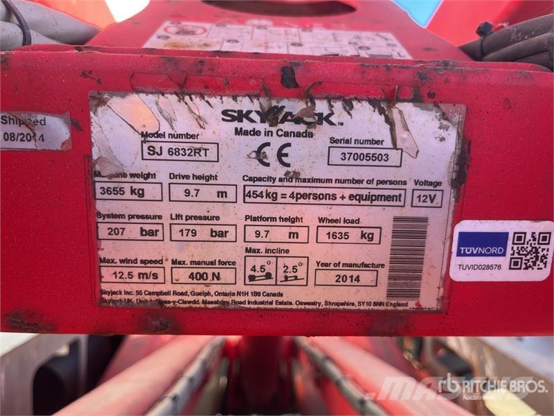 SkyJack SJ6832 RT Piattaforme a pantografo