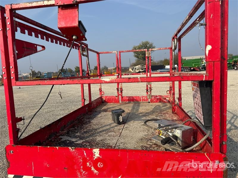 SkyJack SJ6832 RT Elevadores de tesoura