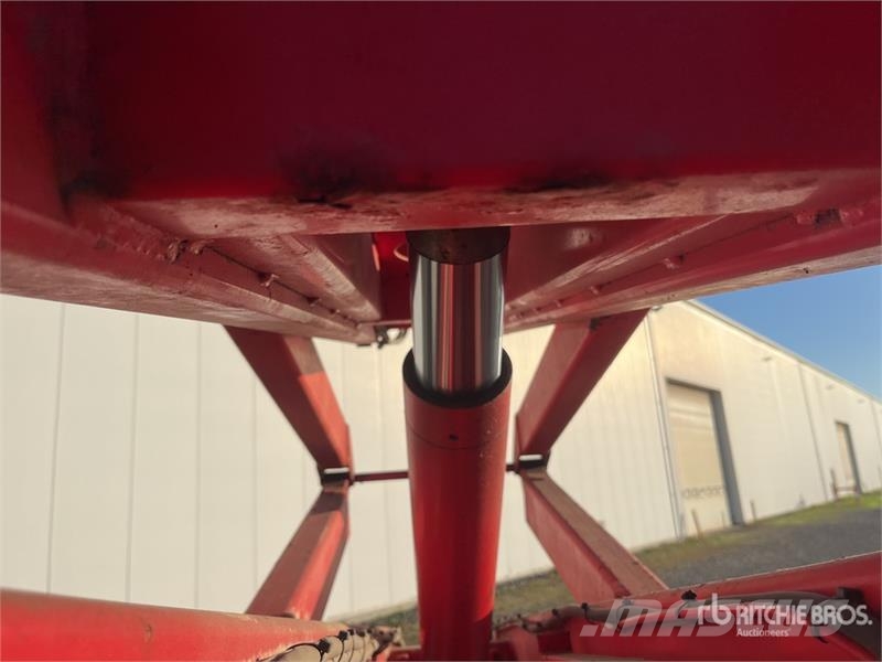 SkyJack SJ6832 RT Piattaforme a pantografo