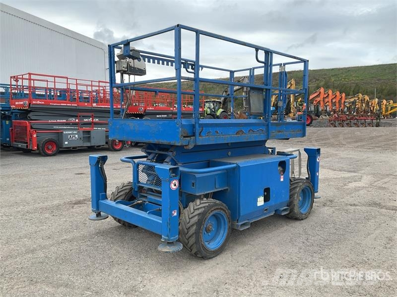 SkyJack SJ6832 RT Schaarhoogwerkers