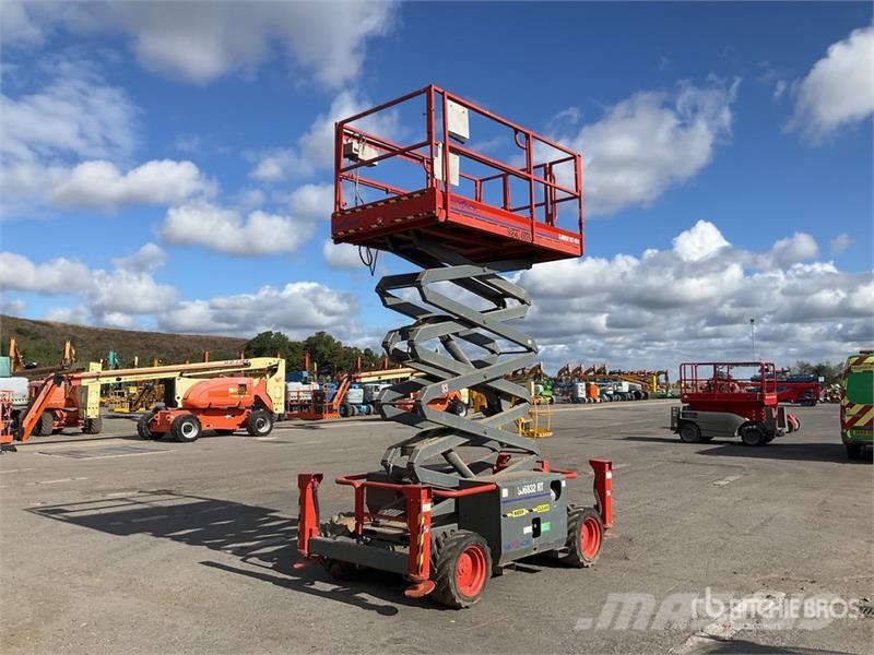 SkyJack SJ6832 RT Piattaforme a pantografo