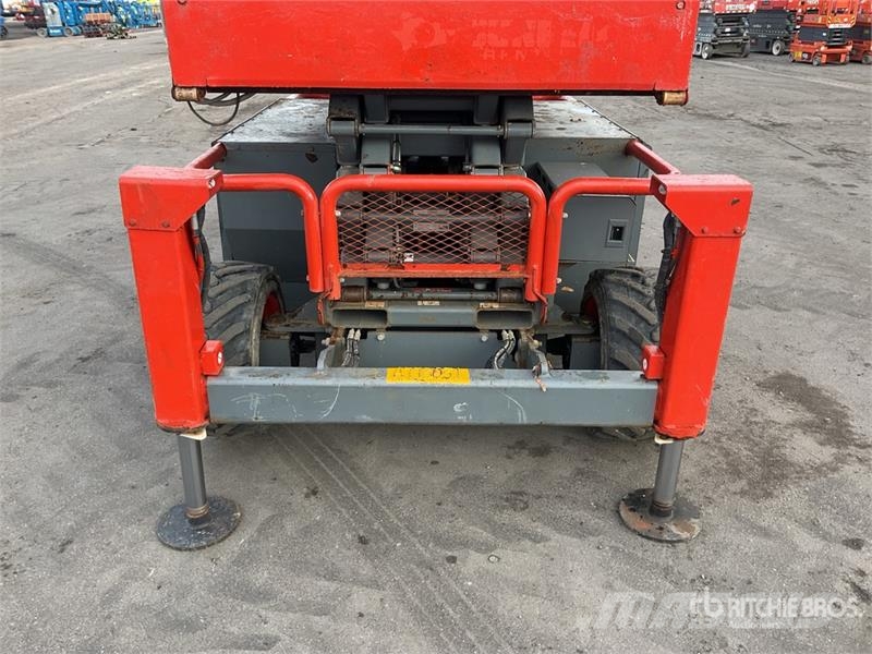 SkyJack SJ6832 RT Škaraste platforme