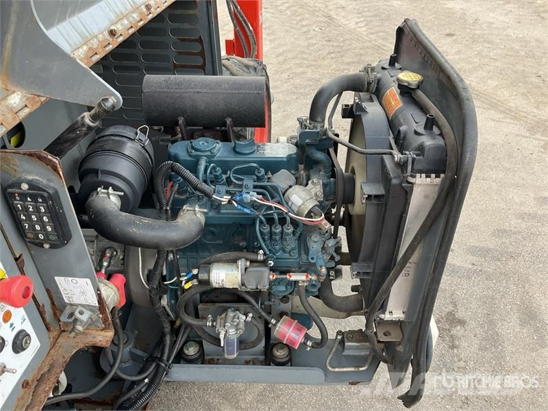 SkyJack SJ6832 RT Škaraste platforme