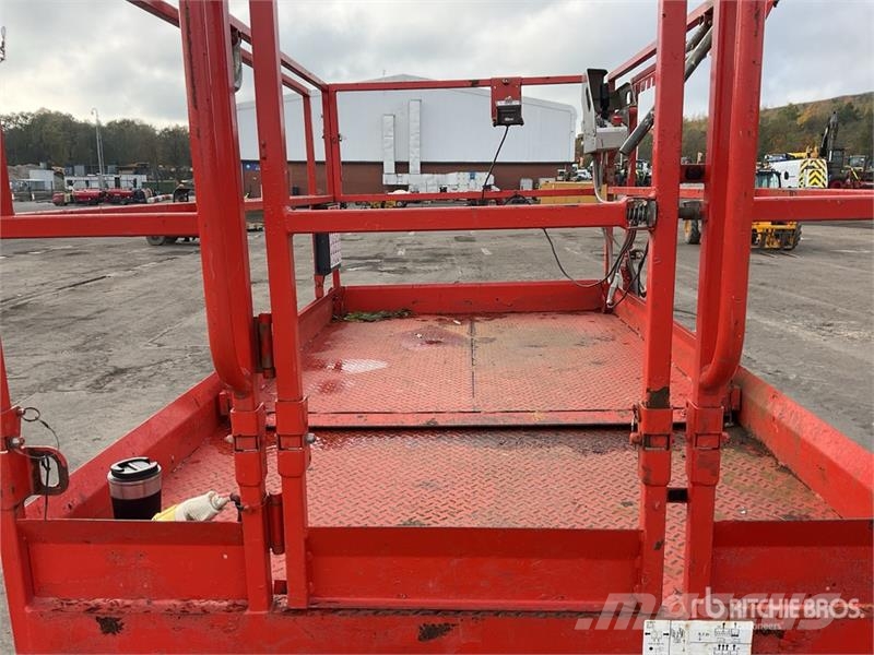 SkyJack SJ6832 RT Škaraste platforme