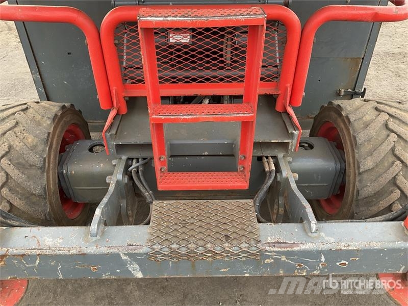 SkyJack SJ6832 RT Scissor lifts