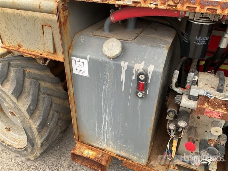 SkyJack SJ6832RT Diesel Scissor Lift (Inoperable) Schaarhoogwerkers
