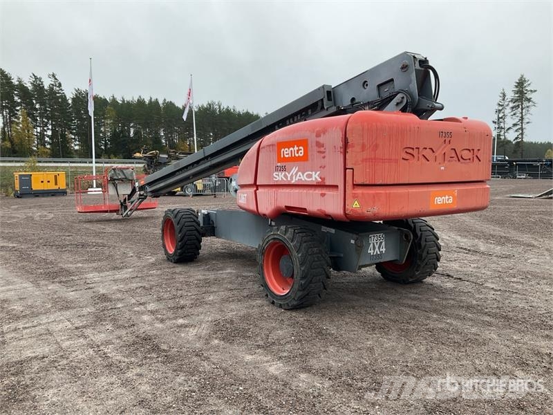 SkyJack SJ86T 4WD Diesel Telescopic Boom Lift Teleskopiskie pacēlāji